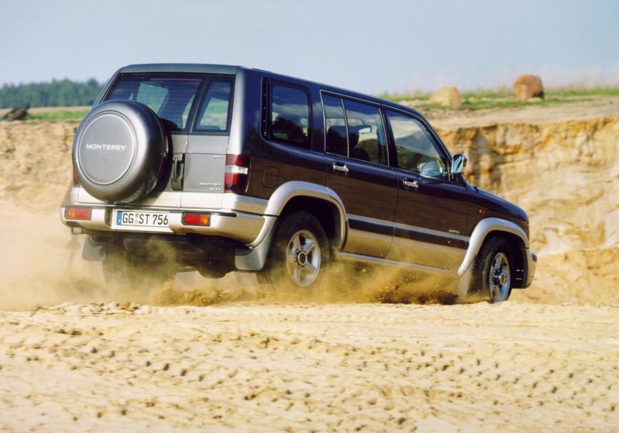  Opel Monterey 3.5 V6 Limited 1998 года  (фото 23 из 36)